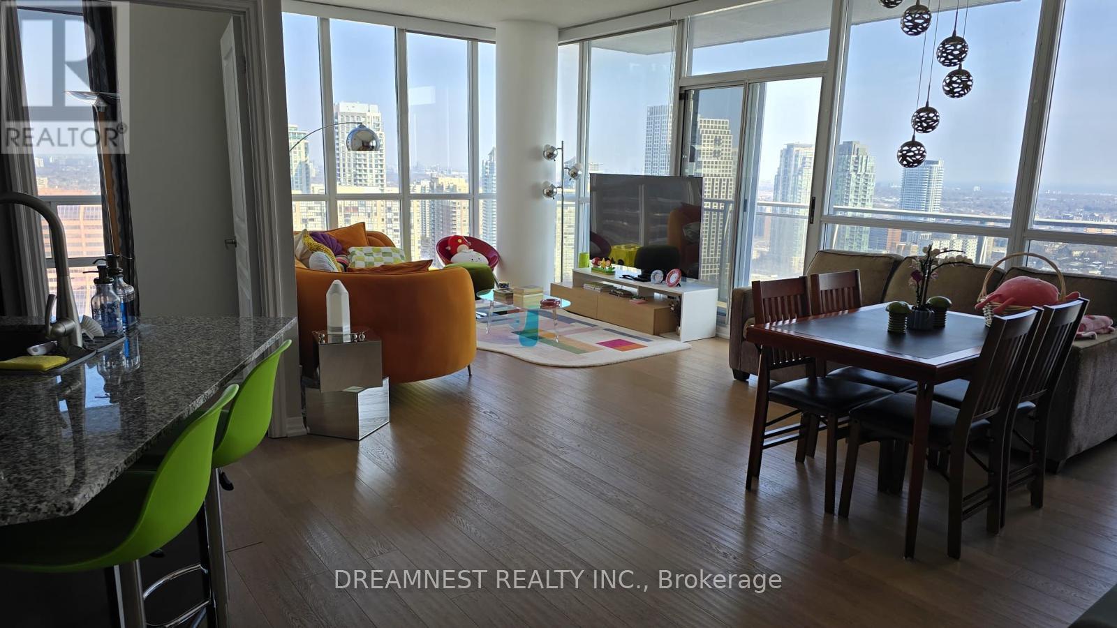 2506 - 223 Webb Drive, Mississauga, Ontario  L5B 0E8 - Photo 1 - W13165990