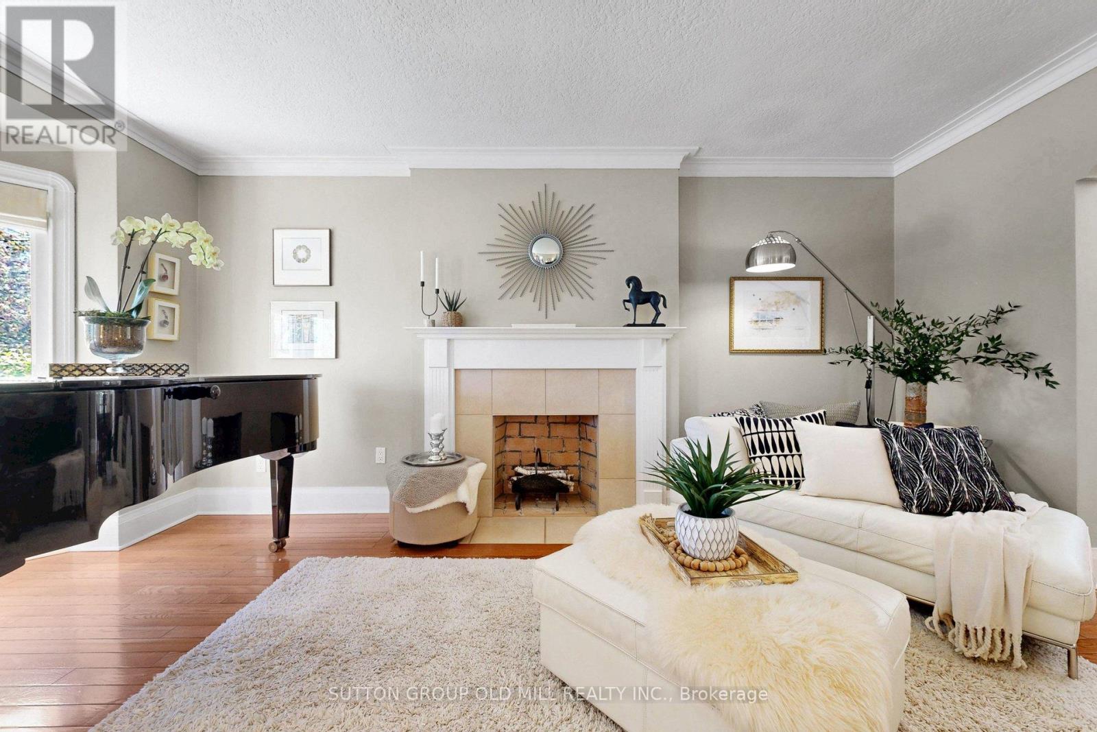 12 Jasmine Avenue, Toronto, Ontario  M8W 1C5 - Photo 5 - W13166010