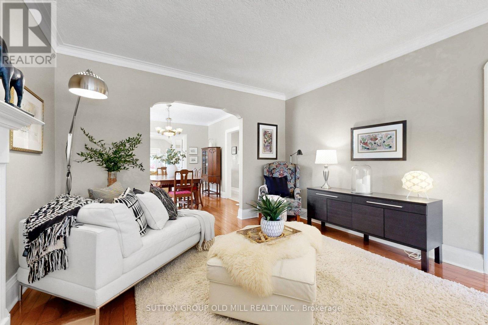 12 Jasmine Avenue, Toronto, Ontario  M8W 1C5 - Photo 6 - W13166010
