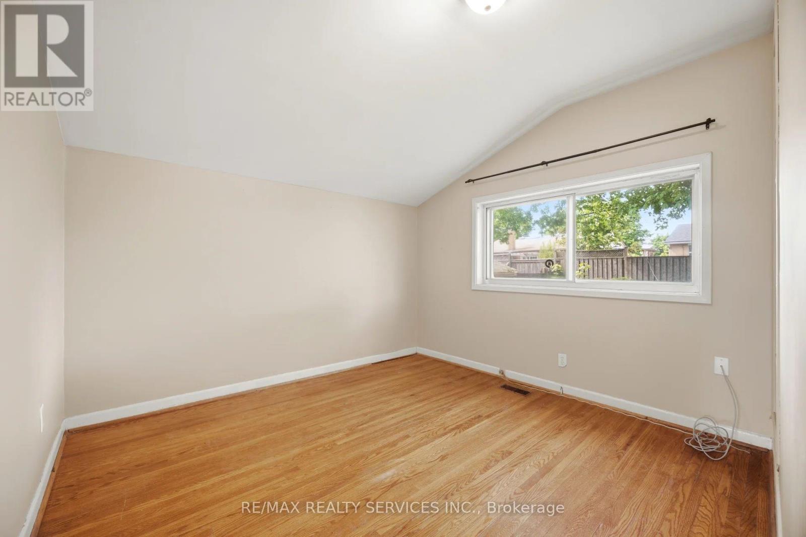 27 Hadrina Street, Brampton, Ontario  L6X 2J5 - Photo 27 - W13166028