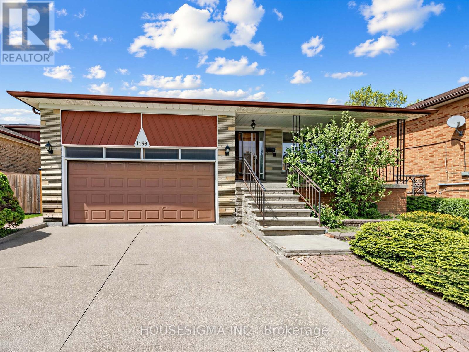 1136 Glencairn Avenue, Toronto, Ontario  M6B 2B4 - Photo 1 - W13166046