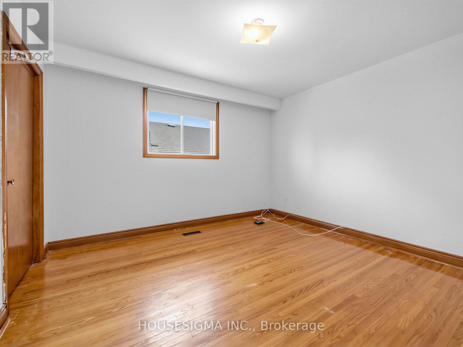 1136 Glencairn Avenue, Toronto, Ontario  M6B 2B4 - Photo 16 - W13166046