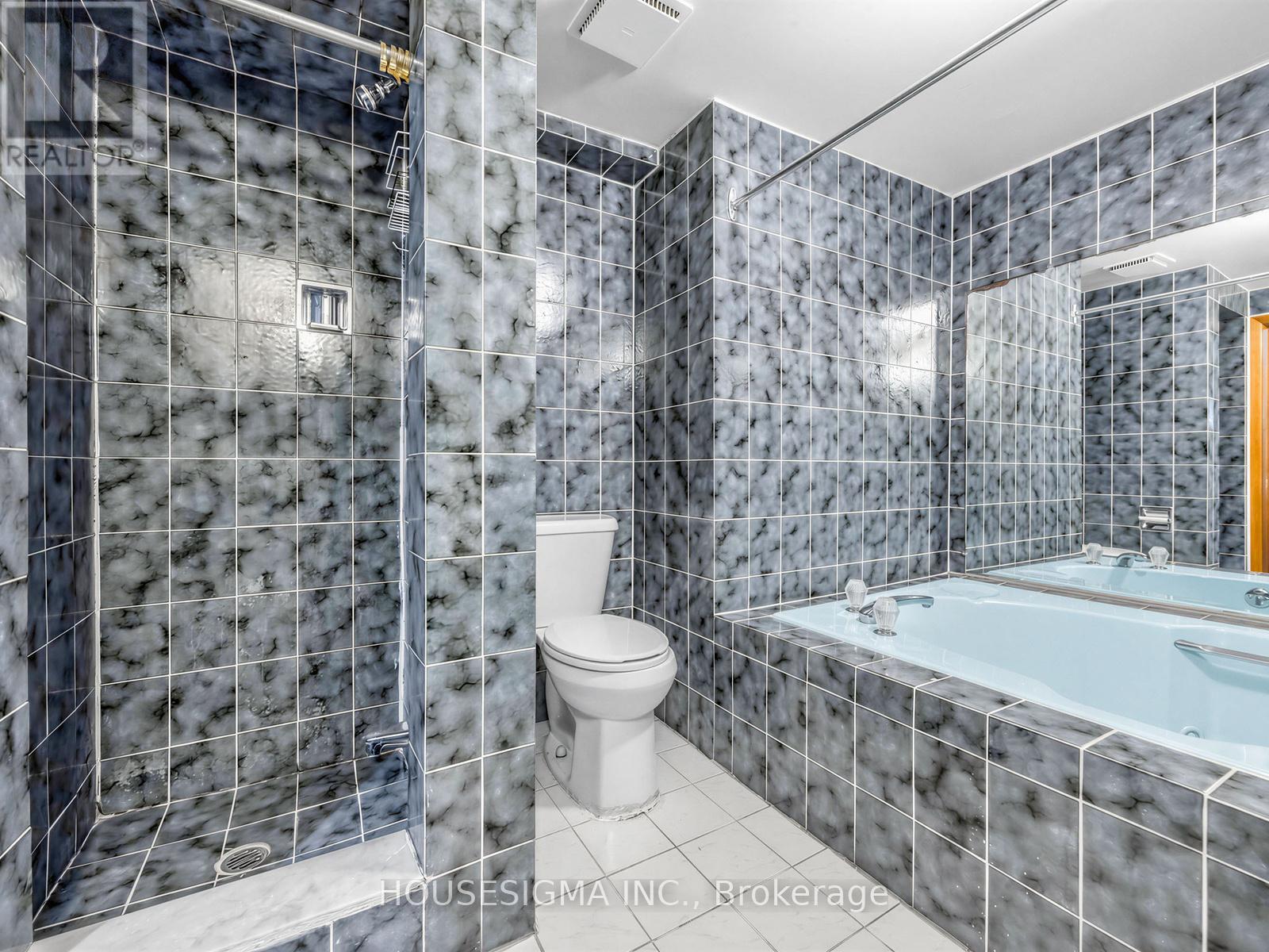 1136 Glencairn Avenue, Toronto, Ontario  M6B 2B4 - Photo 29 - W13166046
