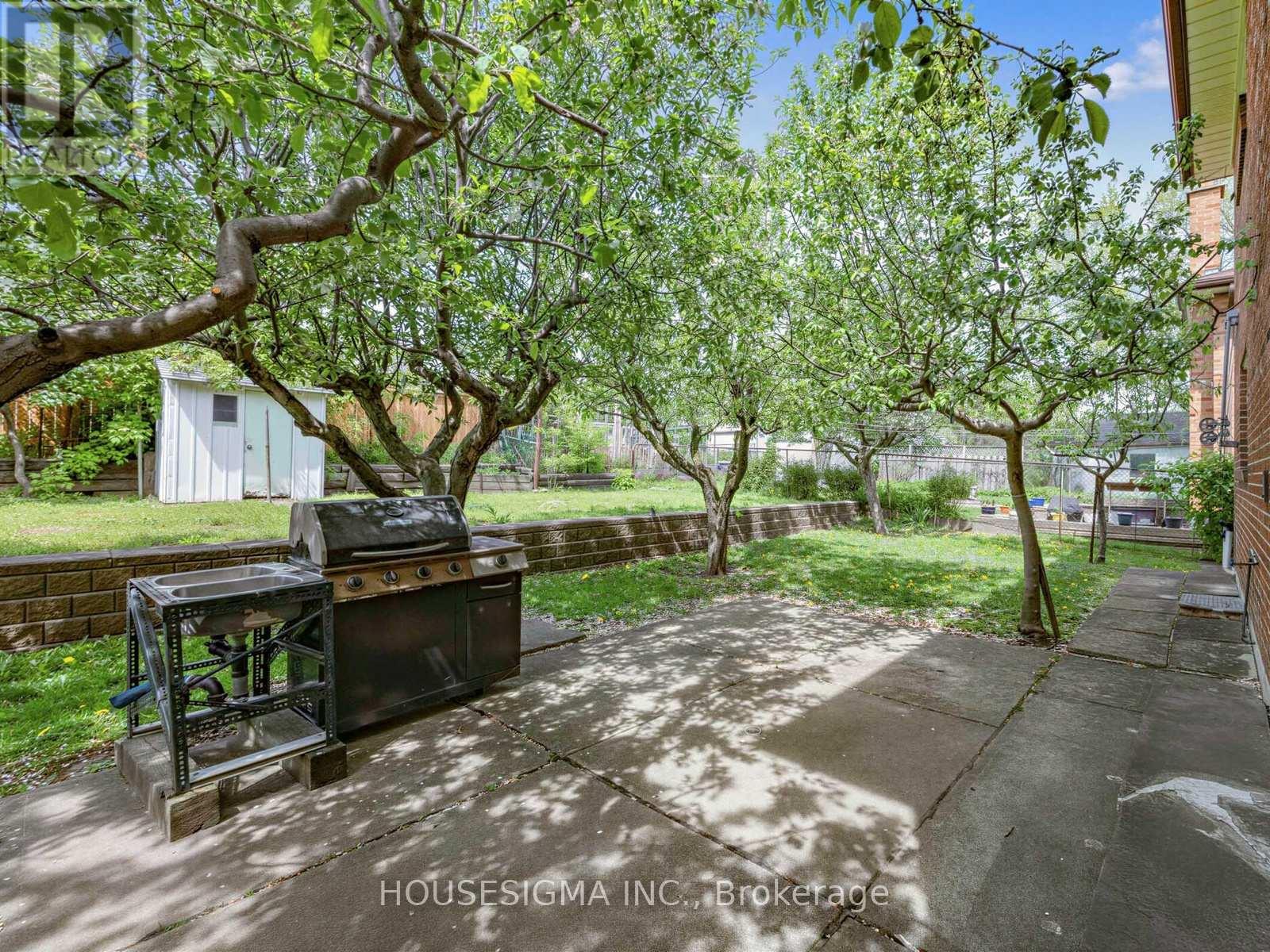 1136 Glencairn Avenue, Toronto, Ontario  M6B 2B4 - Photo 31 - W13166046