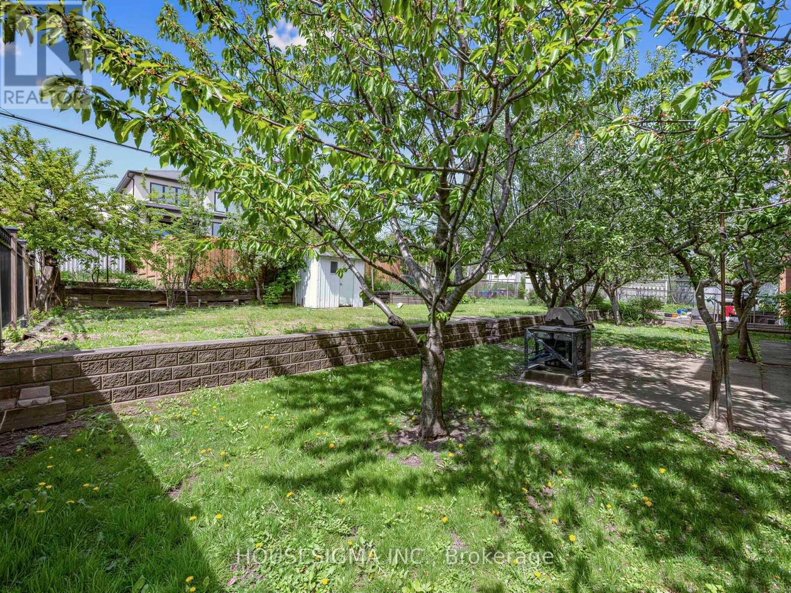 1136 Glencairn Avenue, Toronto, Ontario  M6B 2B4 - Photo 34 - W13166046