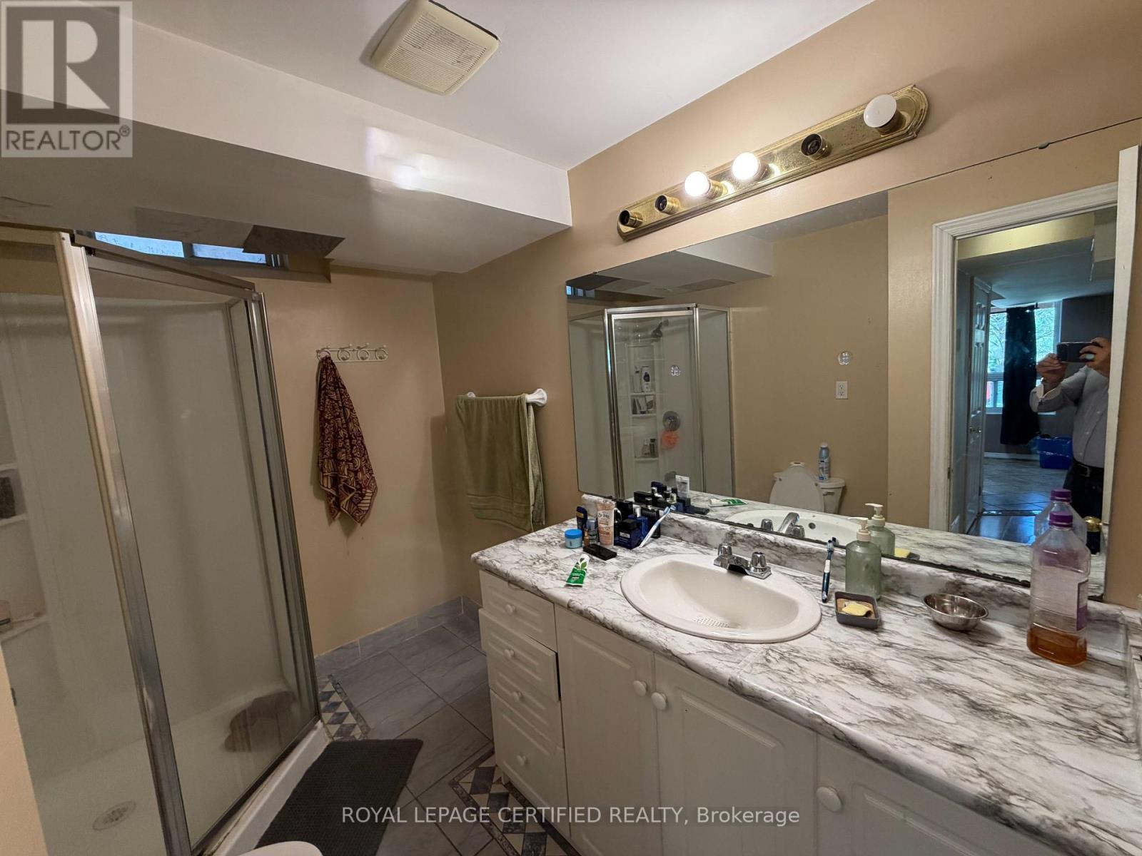 7266 Sandhurst (Bsmnt) Drive N, Mississauga, Ontario  L5N 7G8 - Photo 10 - W13166054