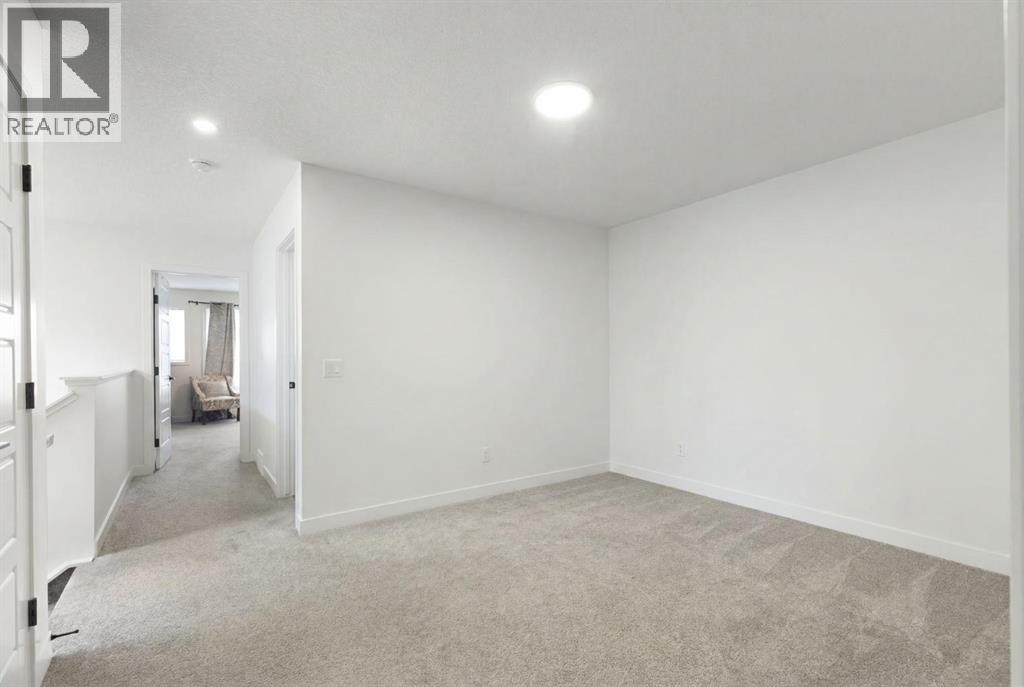 60 Belmont Villas Sw, Calgary, Alberta  T2X 4W2 - Photo 17 - A2312913