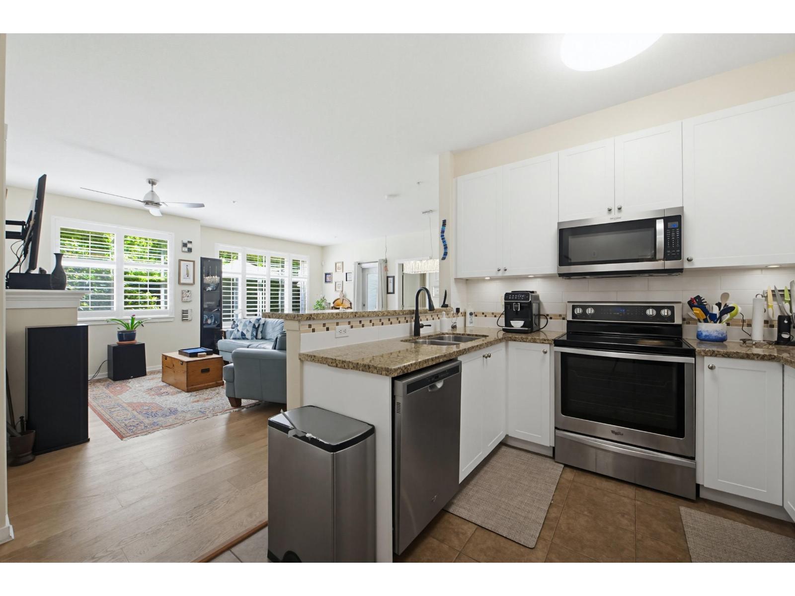107 15299 17a Avenue, Surrey, British Columbia  V4A 1V4 - Photo 4 - R3124584