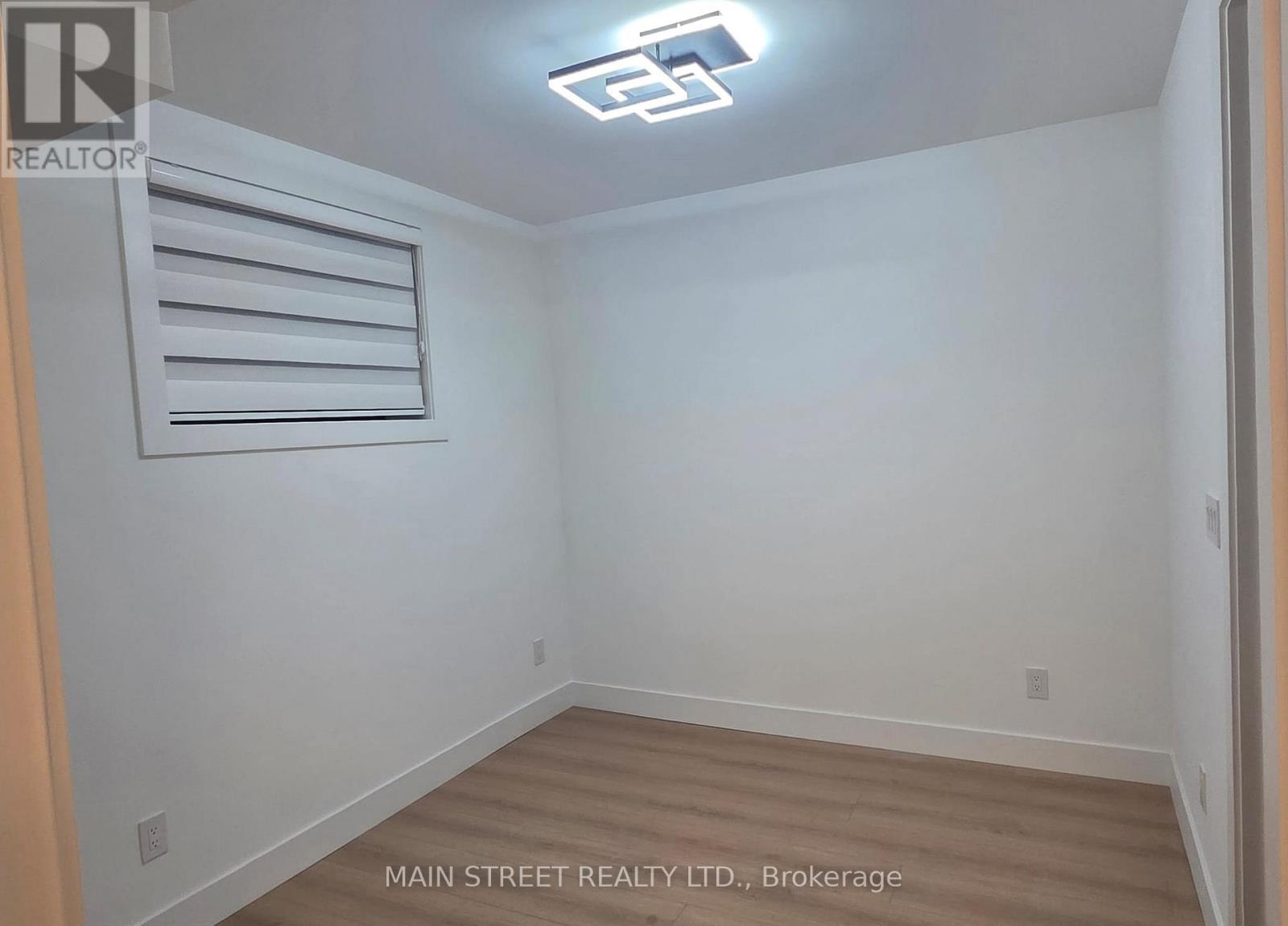 311 Fiona Terrace, Mississauga, Ontario L5A 3E5 - Photo 5 - W13165208