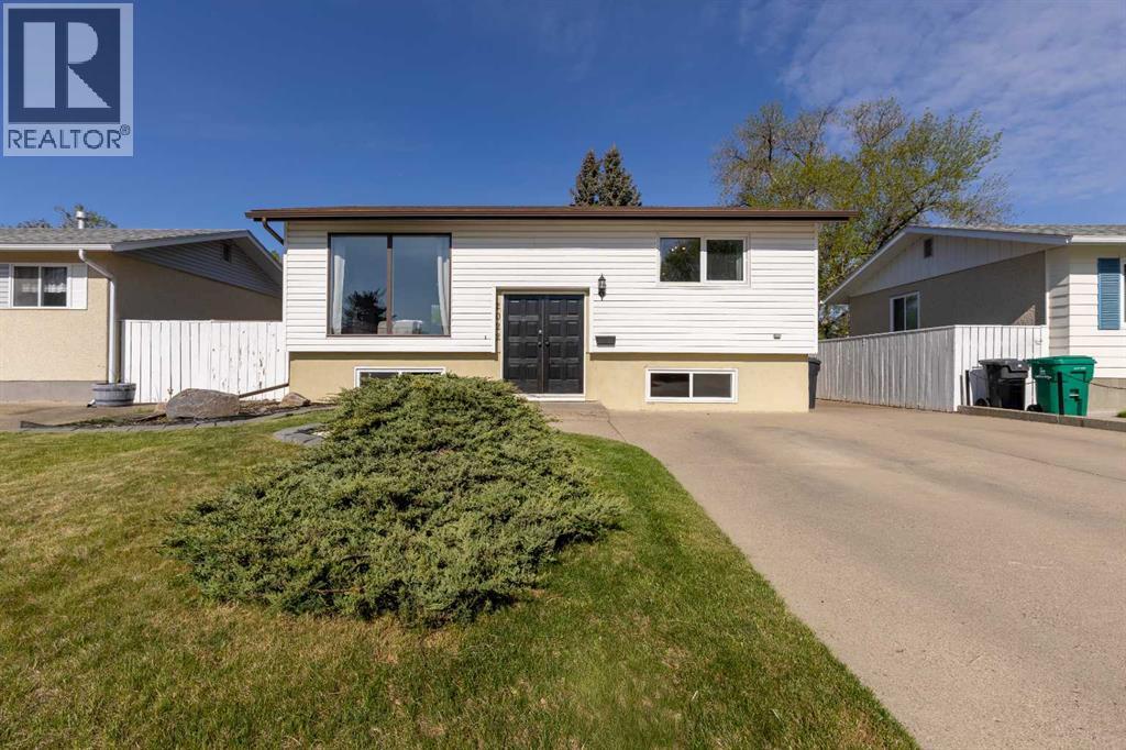 2022 19 Street N, Lethbridge, Alberta  T1H 4A9 - Photo 1 - A2313227