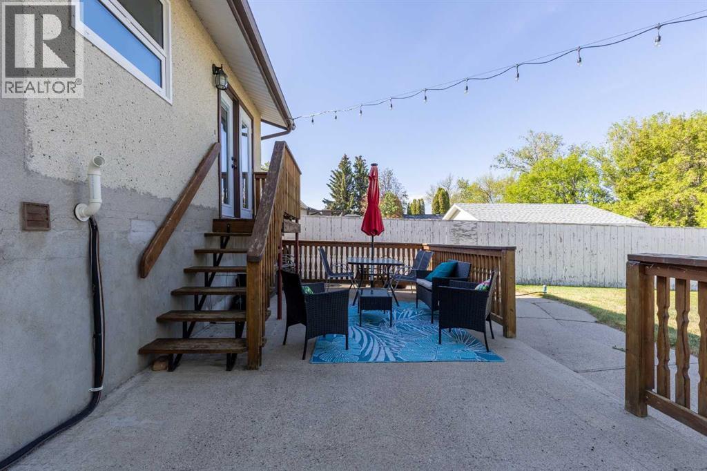 2022 19 Street N, Lethbridge, Alberta  T1H 4A9 - Photo 33 - A2313227