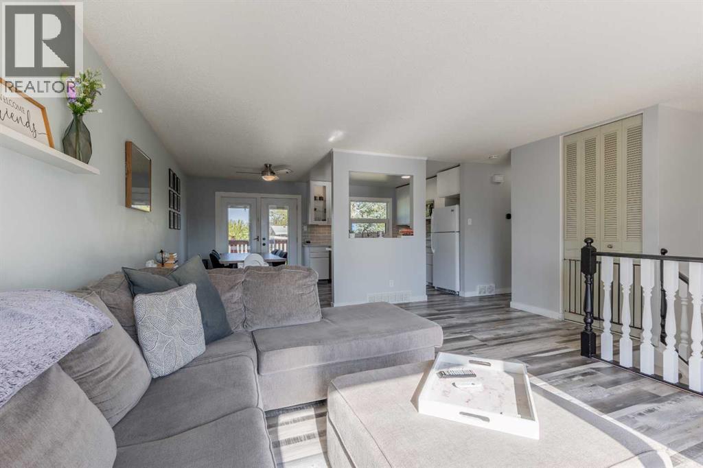 2022 19 Street N, Lethbridge, Alberta  T1H 4A9 - Photo 9 - A2313227