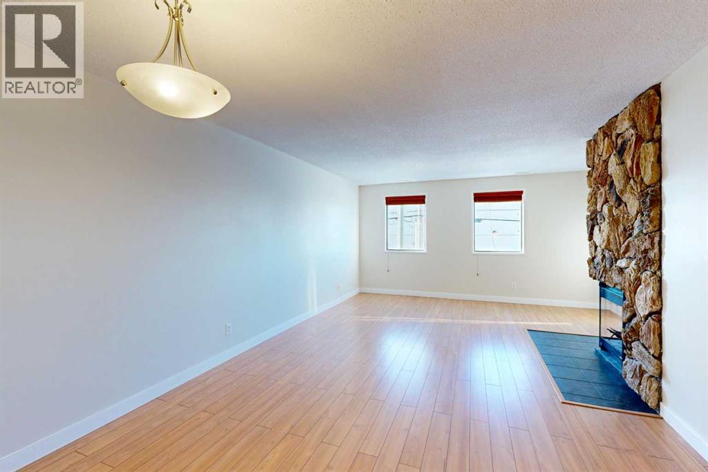206, 4714a 49 Street, Stettler, Alberta  T0C 2L2 - Photo 6 - A2275987