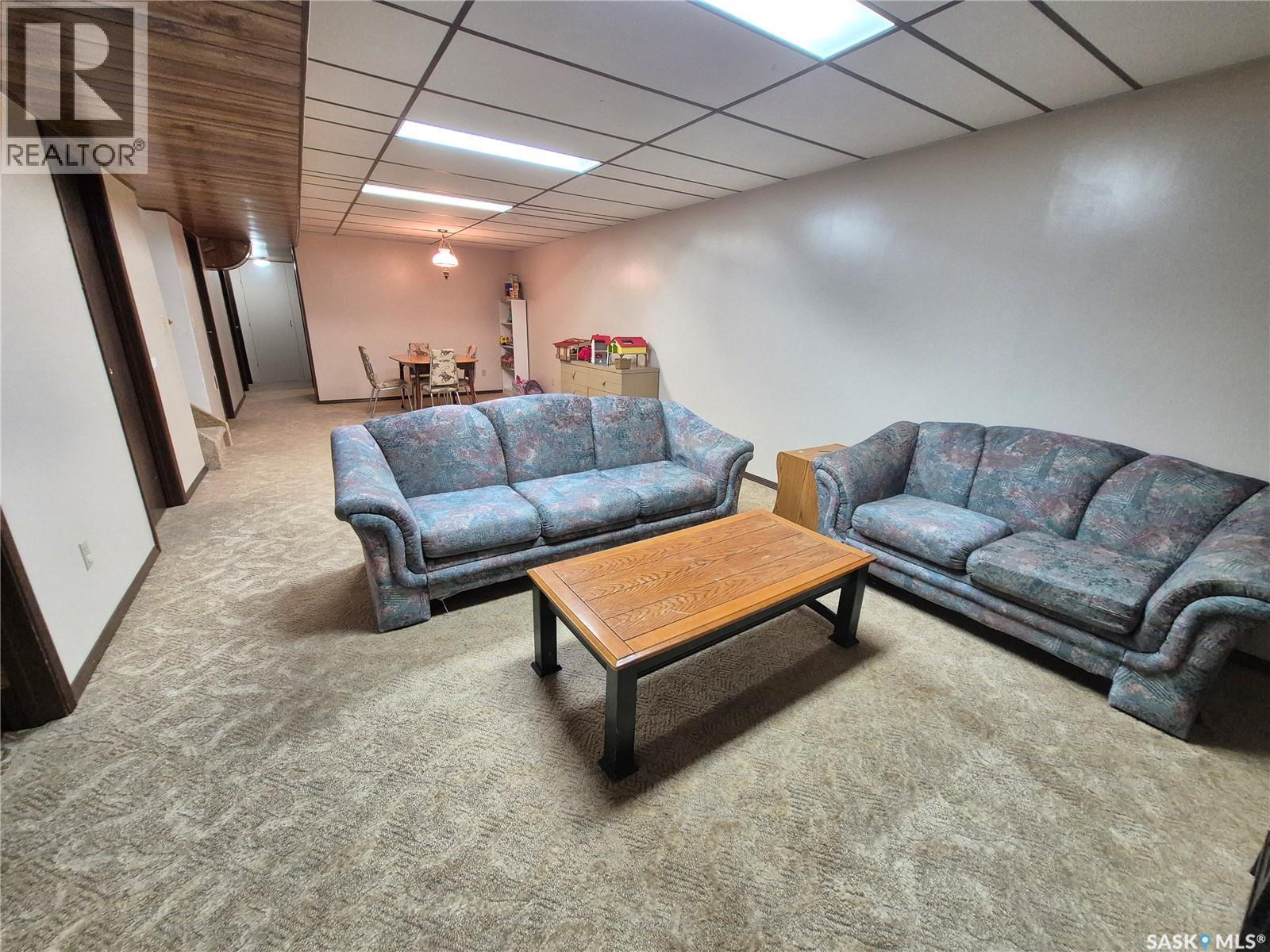 10 Yandeau Crescent, Radville, Saskatchewan  S0C 2G0 - Photo 23 - SK036662
