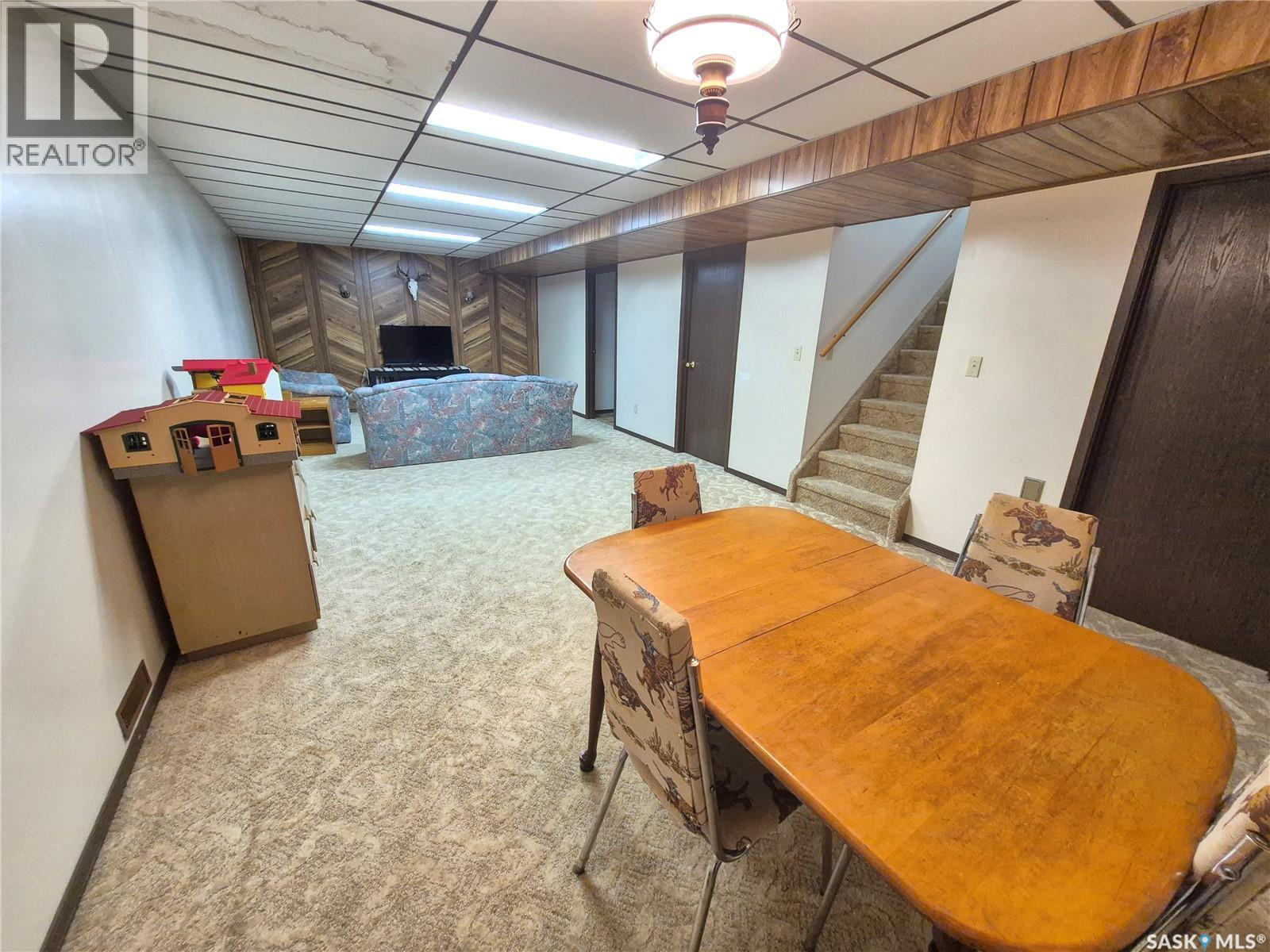 10 Yandeau Crescent, Radville, Saskatchewan  S0C 2G0 - Photo 25 - SK036662