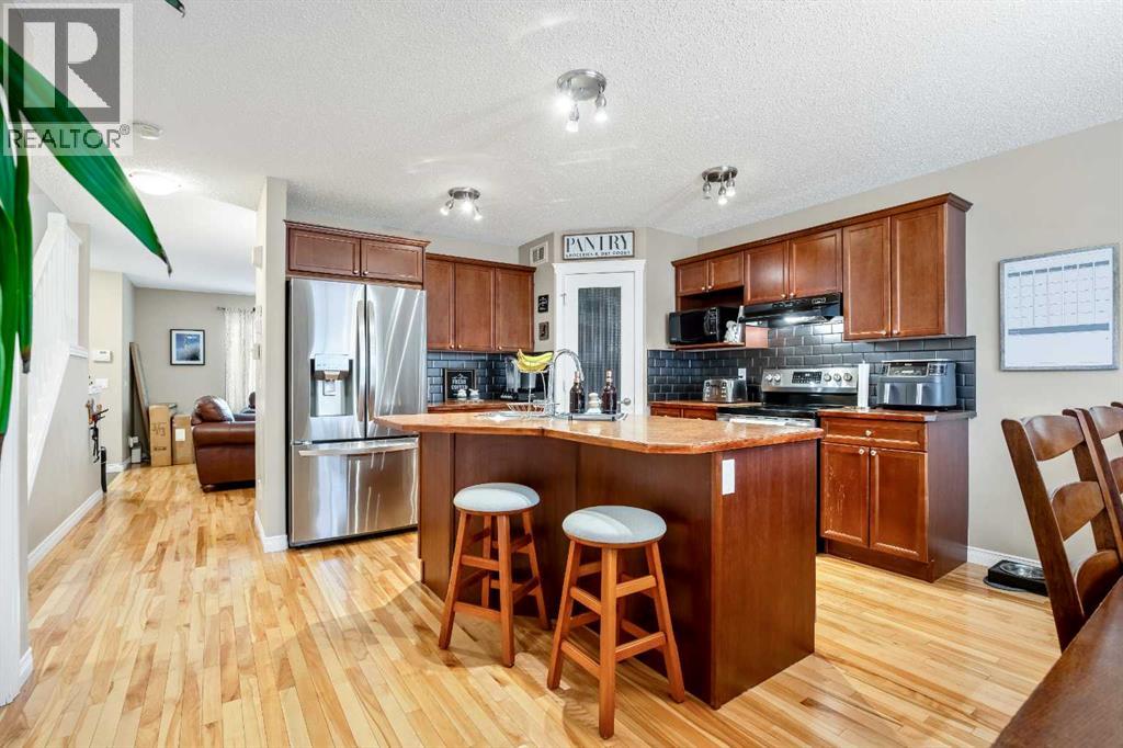 221 Drake Landing Lane, Okotoks, Alberta  T1S 2M4 - Photo 7 - A2310263