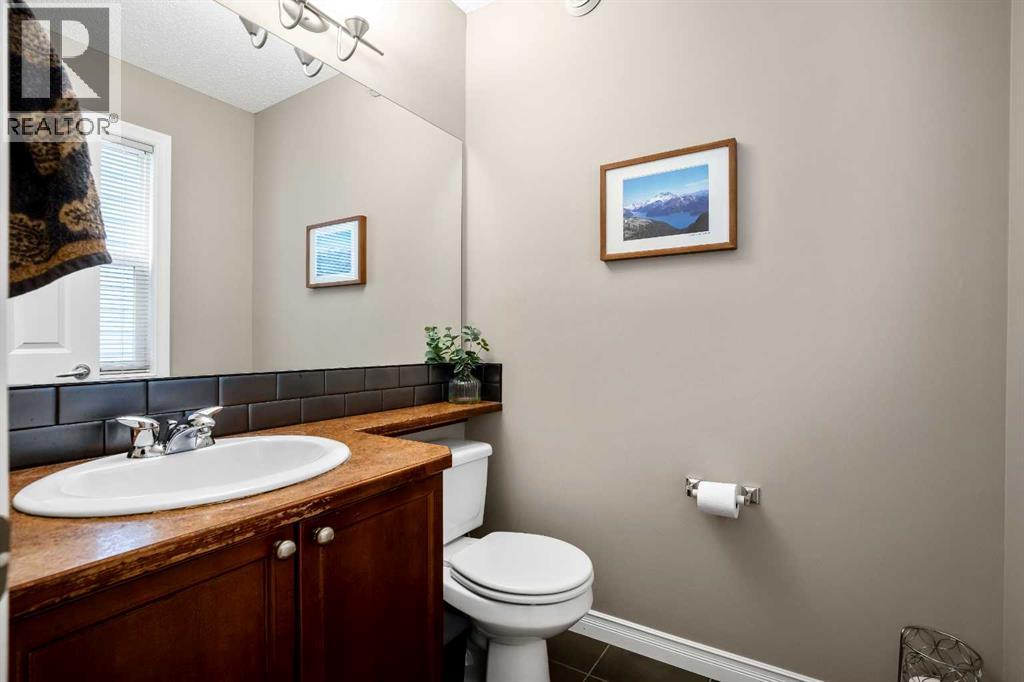 221 Drake Landing Lane, Okotoks, Alberta  T1S 2M4 - Photo 13 - A2310263