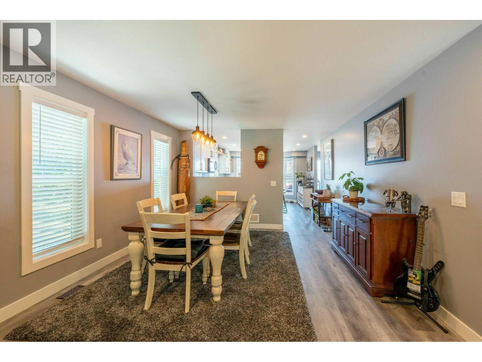 5190 Robinson Place, Peachland, British Columbia  V0H 1X1 - Photo 7 - 10388557