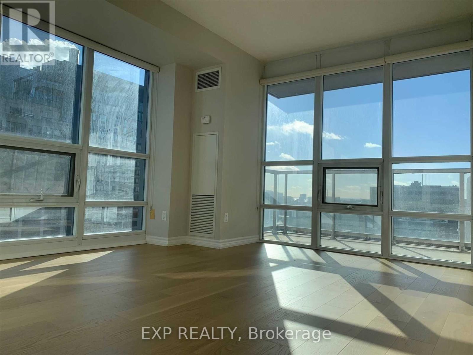 2309 - 761 Bay Street, Toronto, Ontario  M5G 2R3 - Photo 17 - C13166064