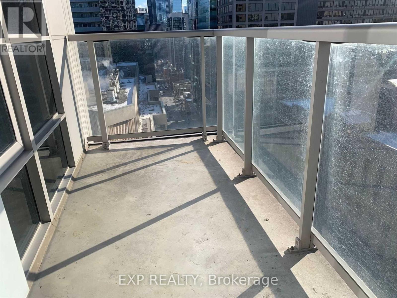 2309 - 761 Bay Street, Toronto, Ontario  M5G 2R3 - Photo 20 - C13166064