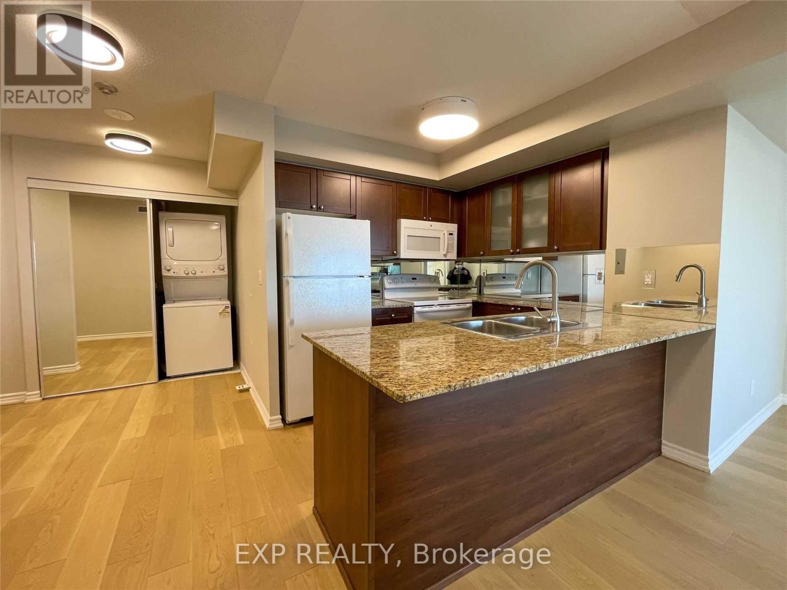 2309 - 761 Bay Street, Toronto, Ontario  M5G 2R3 - Photo 6 - C13166064