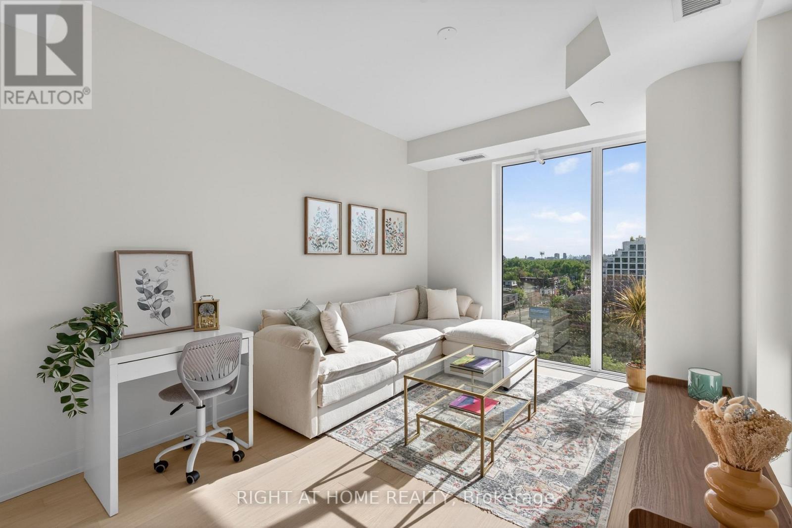 322 DUPONT STREET, Toronto, Ontario