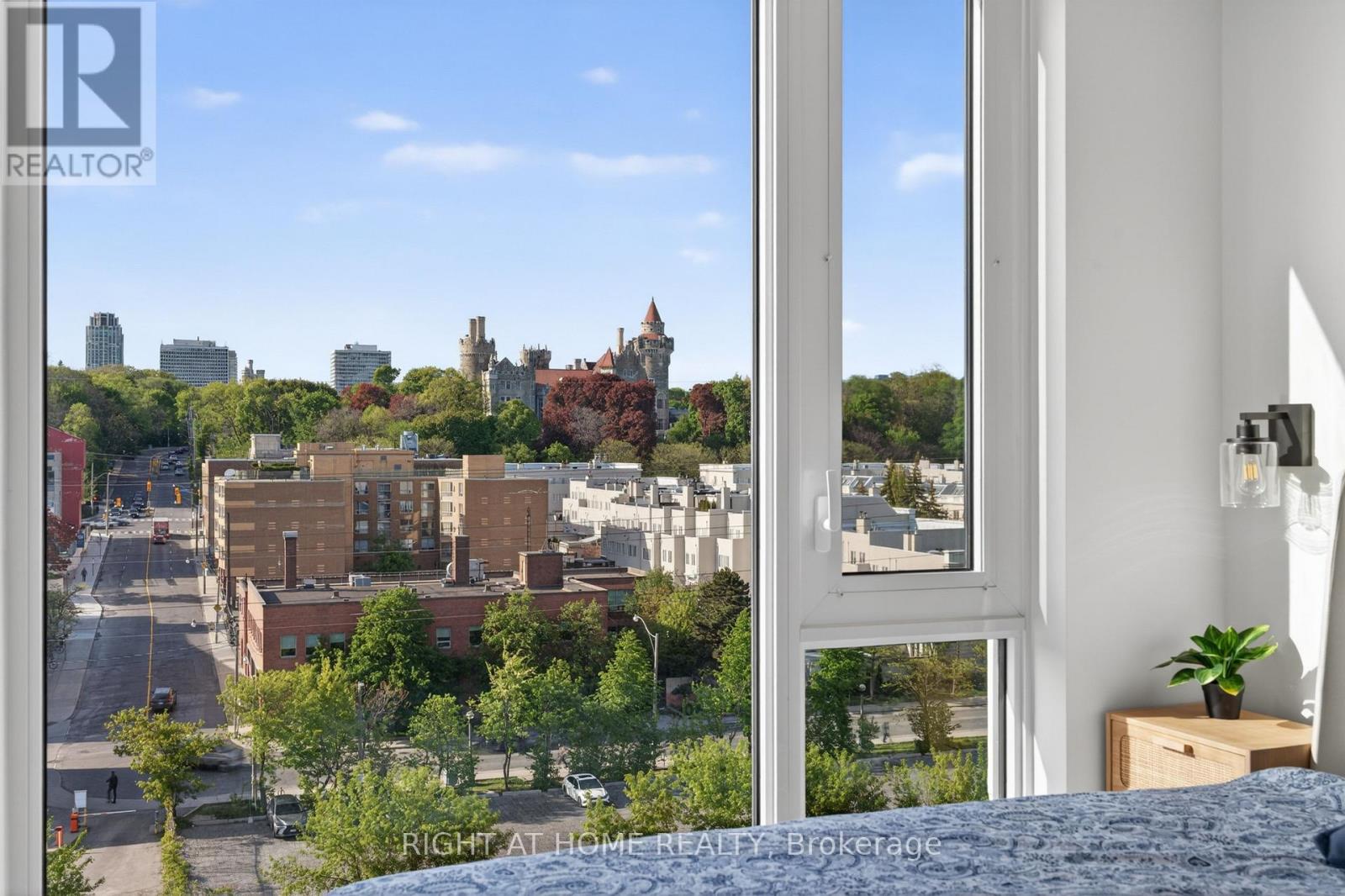 322 Dupont Street, Toronto, Ontario  M5R 0E3 - Photo 7 - C13166078