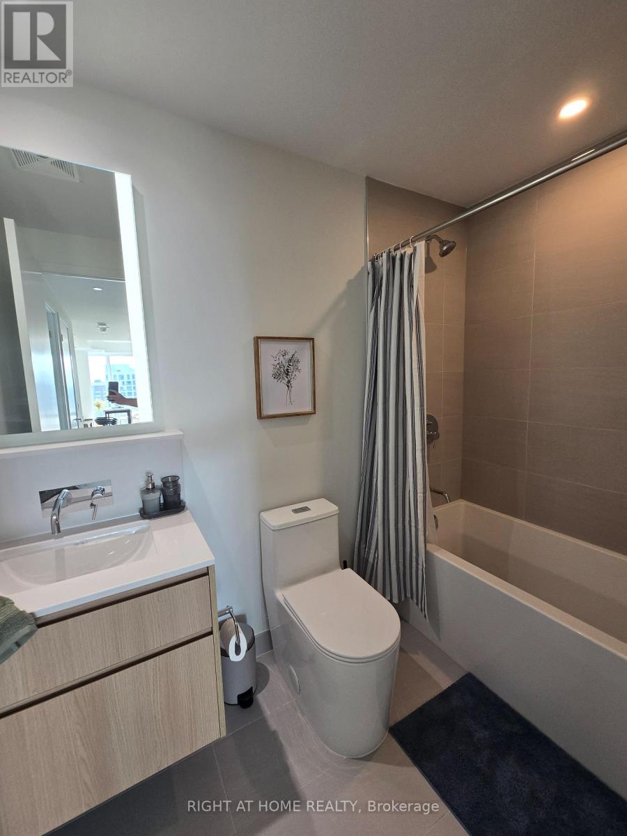 322 Dupont Street, Toronto, Ontario  M5R 0E3 - Photo 9 - C13166078
