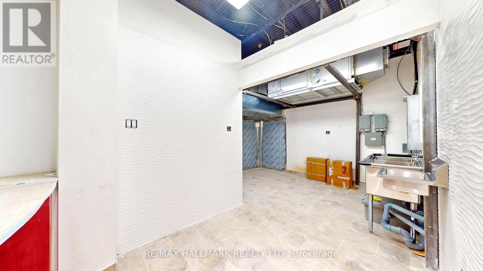 49 - 384 Yonge Street, Toronto, Ontario  M5B 1S8 - Photo 11 - C13166086
