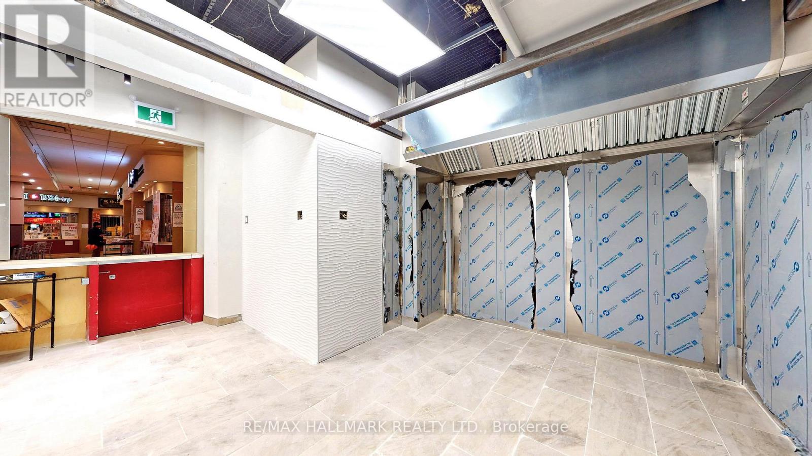 49 - 384 Yonge Street, Toronto, Ontario  M5B 1S8 - Photo 14 - C13166086