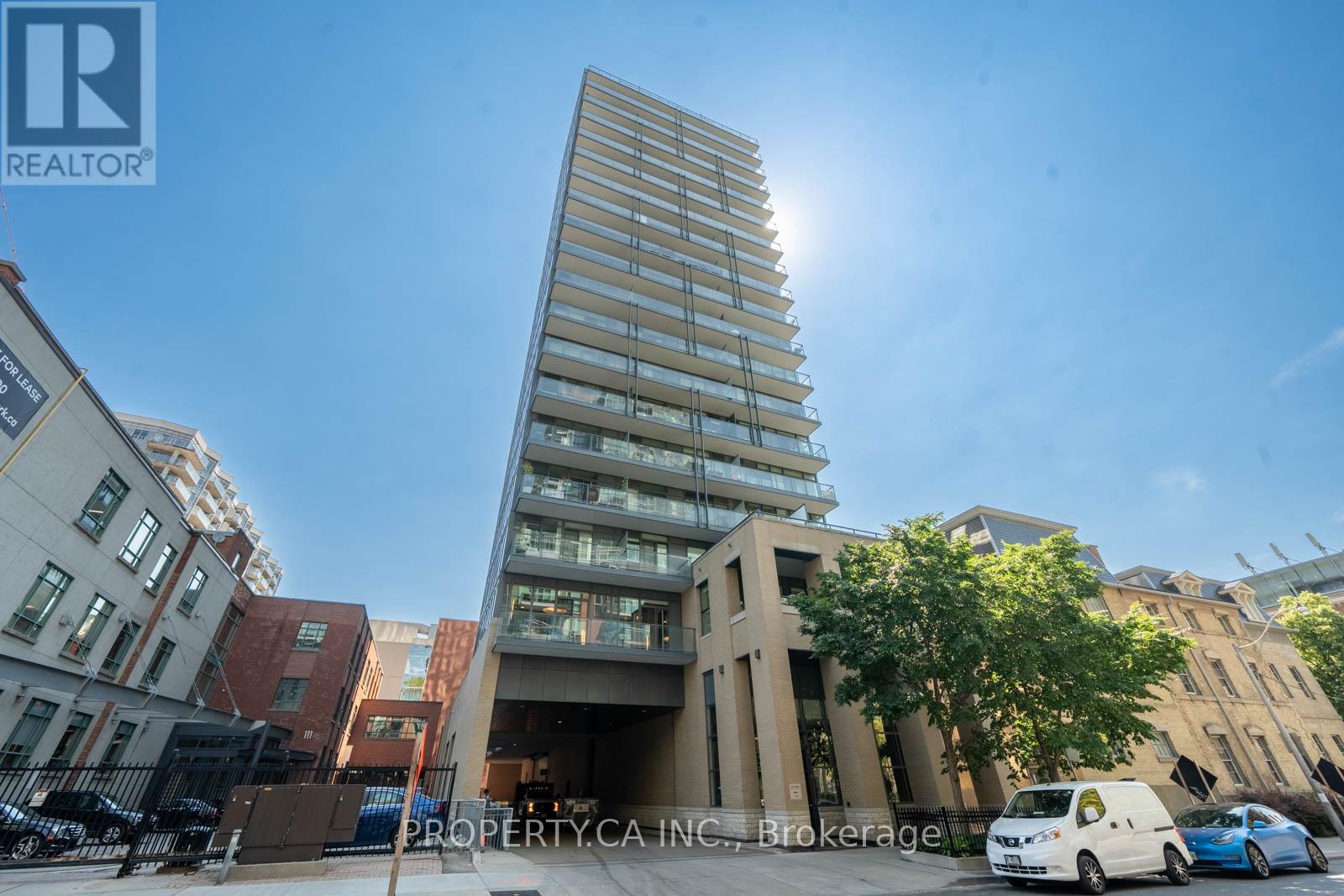 303 - 105 GEORGE STREET, Toronto, Ontario