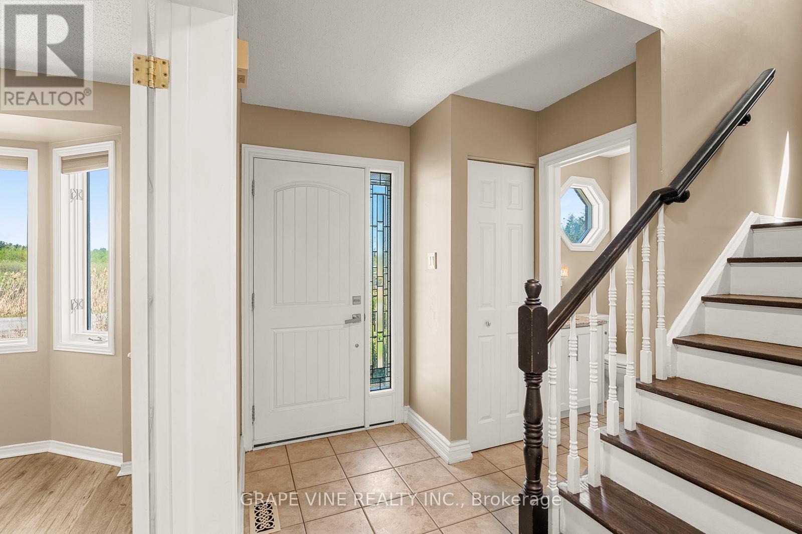 121 Porcupine Trail, Ottawa, Ontario  K0A 1T0 - Photo 3 - X13166084