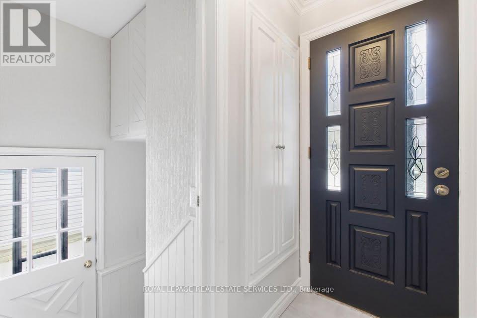 18 Bexhill Avenue, Toronto, Ontario  M1L 3B4 - Photo 13 - E13166090