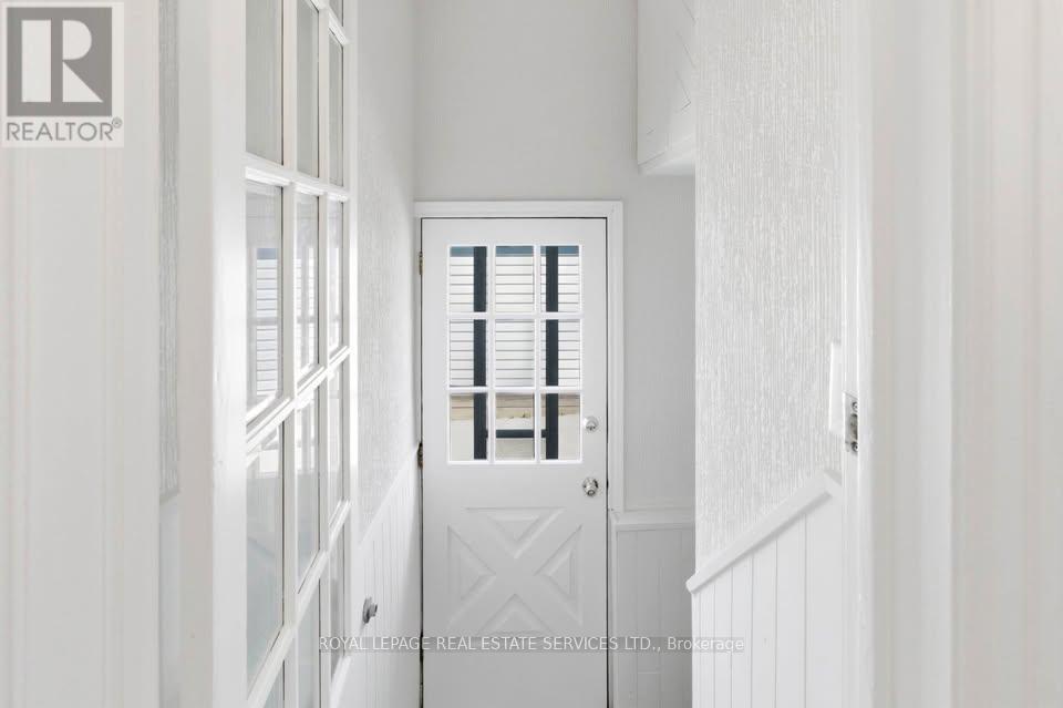 18 Bexhill Avenue, Toronto, Ontario  M1L 3B4 - Photo 14 - E13166090