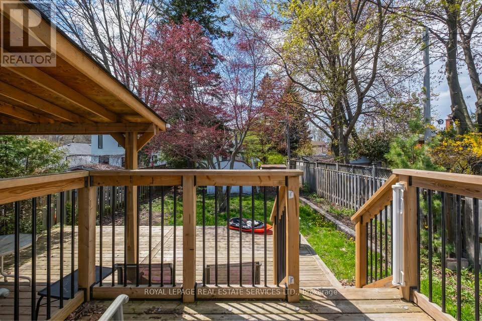 18 Bexhill Avenue, Toronto, Ontario  M1L 3B4 - Photo 21 - E13166090