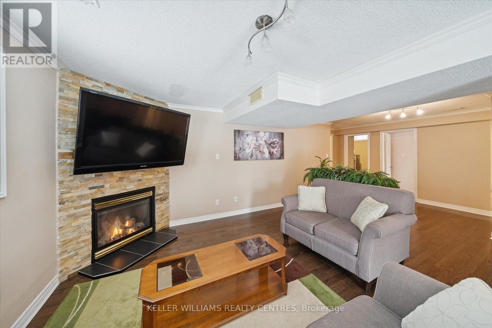 76 Kerfoot Crescent, Georgina, Ontario  L4P 4H2 - Photo 23 - N13166070