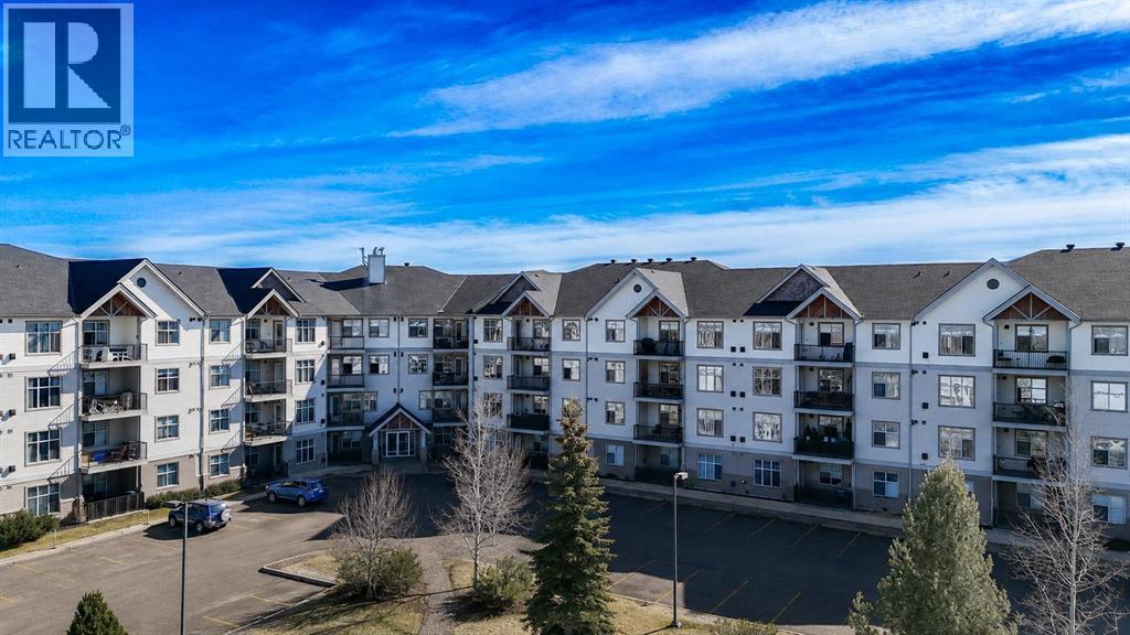 114, 100 Lakeway Boulevard, Sylvan Lake, Alberta  T4S 0A4 - Photo 1 - A2312865