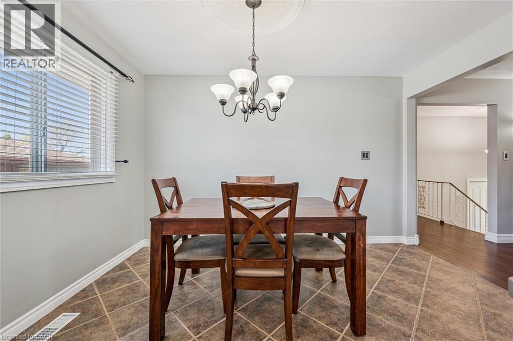 47 Oakhurst Crescent, Kitchener, Ontario  N2B 3K2 - Photo 15 - 40831386