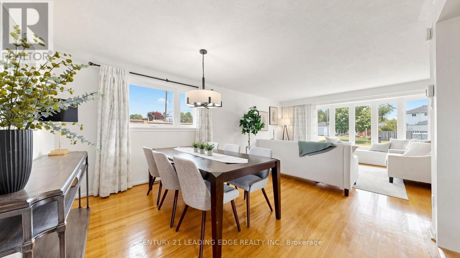 271 Delrex Boulevard, Halton Hills, Ontario  L7G 4G4 - Photo 10 - W13166098