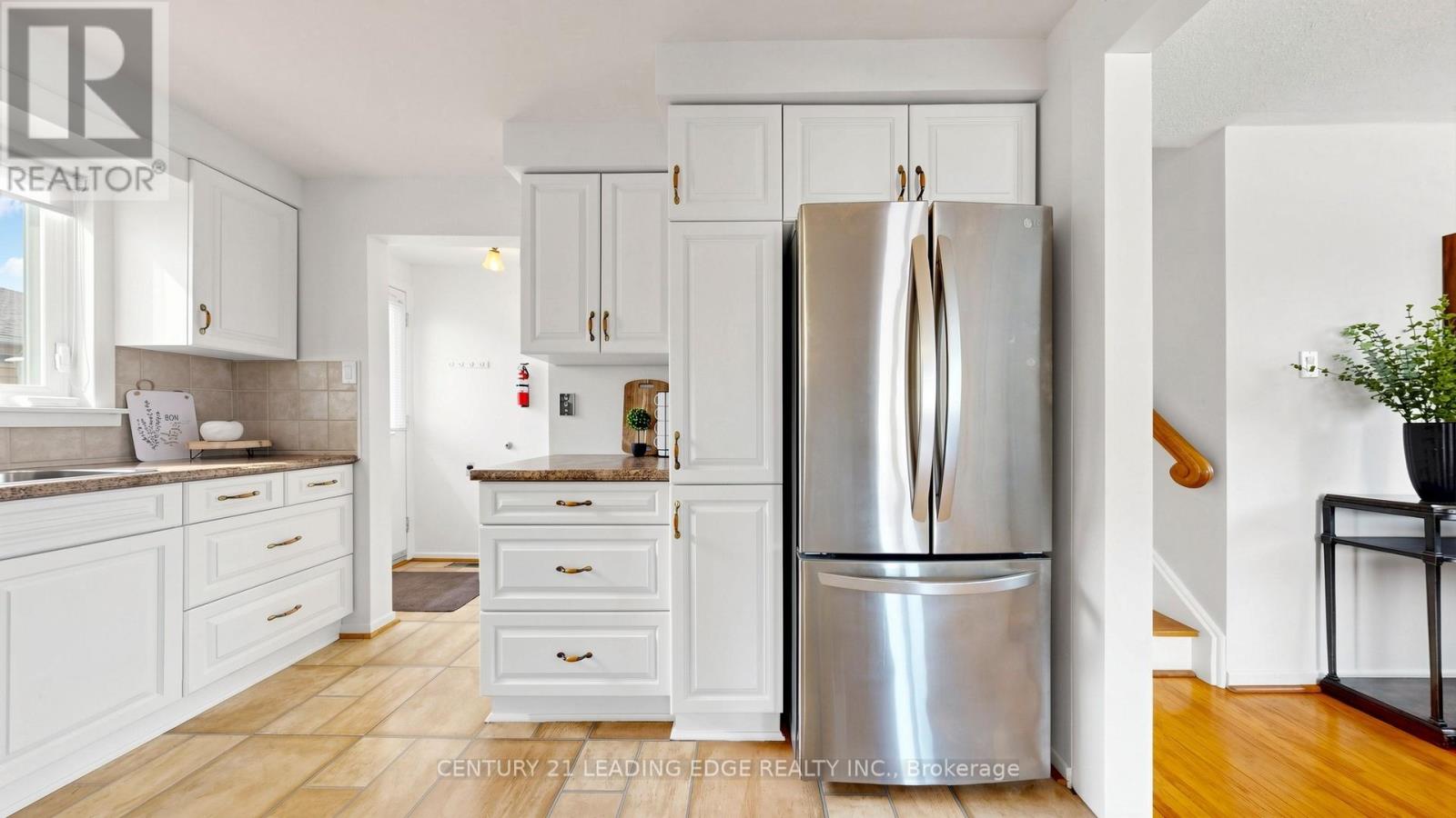 271 Delrex Boulevard, Halton Hills, Ontario  L7G 4G4 - Photo 13 - W13166098