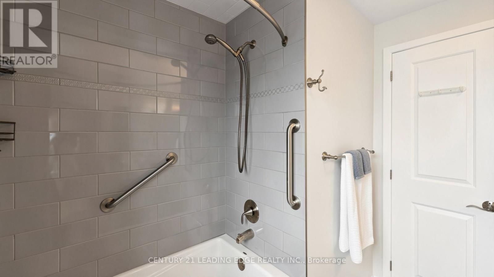 271 Delrex Boulevard, Halton Hills, Ontario  L7G 4G4 - Photo 28 - W13166098