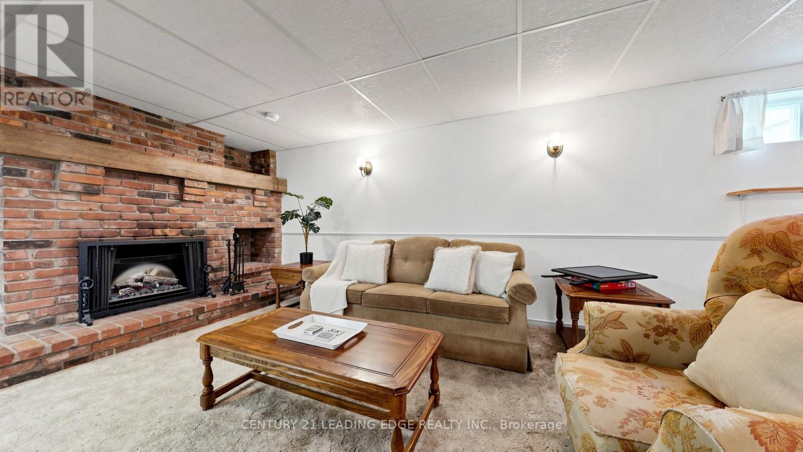 271 Delrex Boulevard, Halton Hills, Ontario  L7G 4G4 - Photo 32 - W13166098
