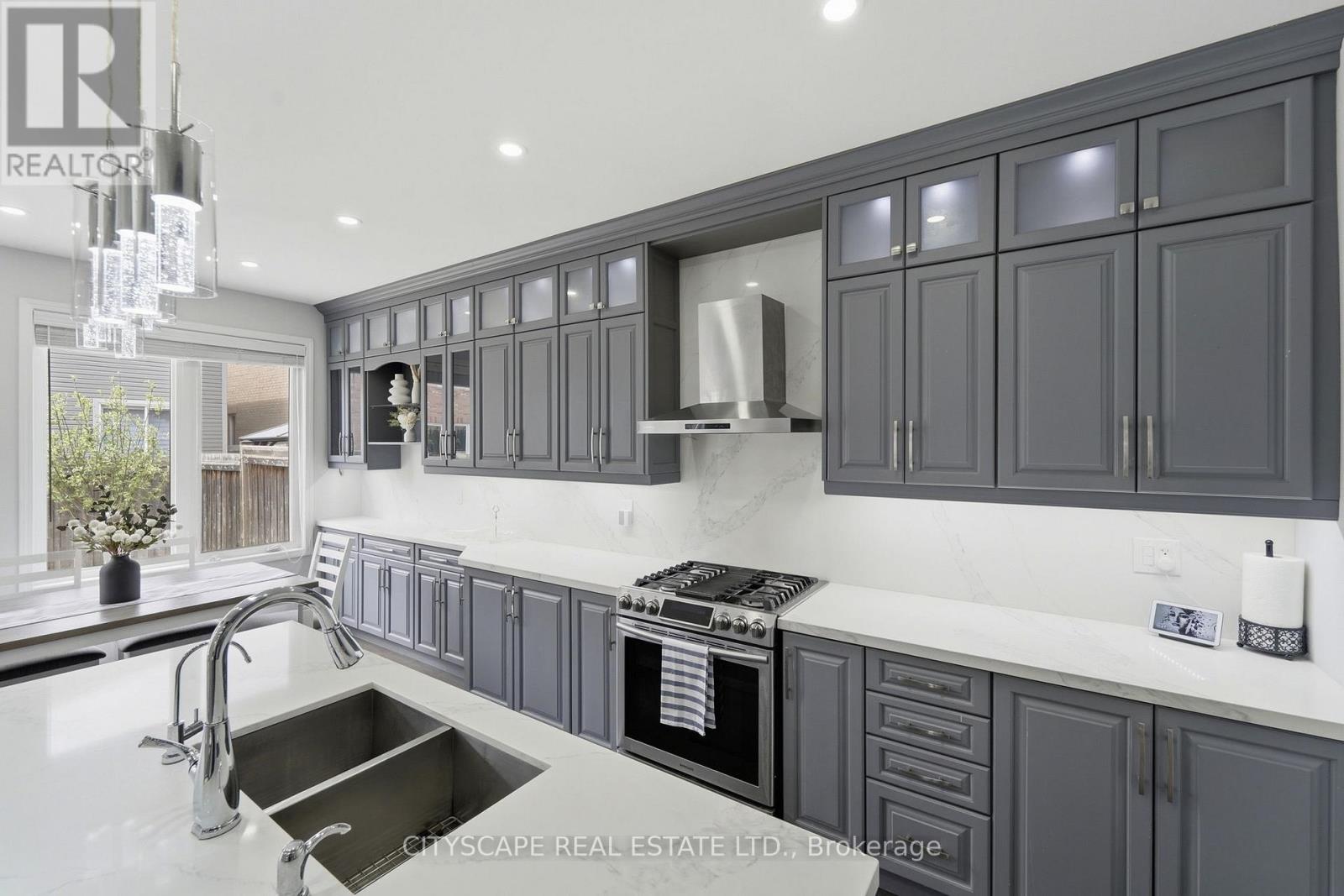 305 Gleave Terrace E, Milton, Ontario  L9T 8P1 - Photo 13 - W13166100