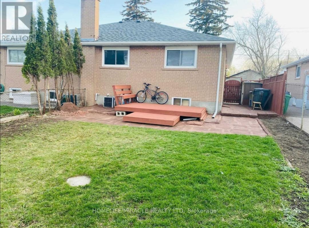 66 Fairglen Avenue, Brampton, Ontario  L6X 1K8 - Photo 35 - W13166102