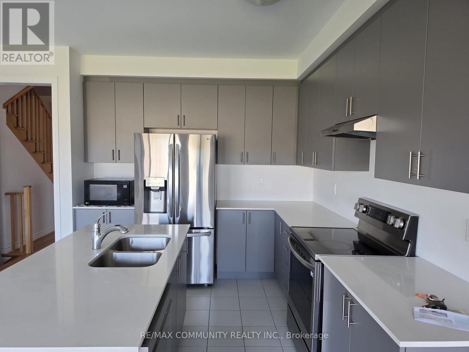 751 Carpenter Trail, Peterborough, Ontario  K9K 0J3 - Photo 3 - X13166106