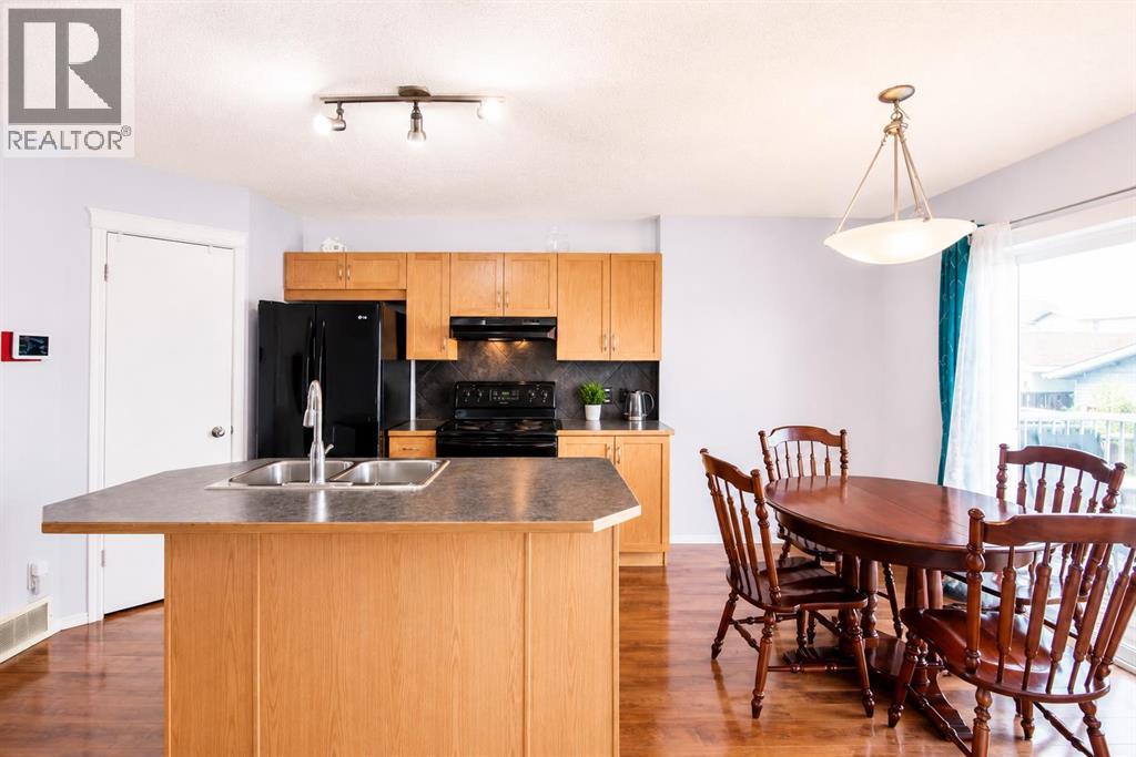 168 Prestwick Heights SE, Calgary, Alberta  T2Z 4H9 - Photo 9 - A2313378