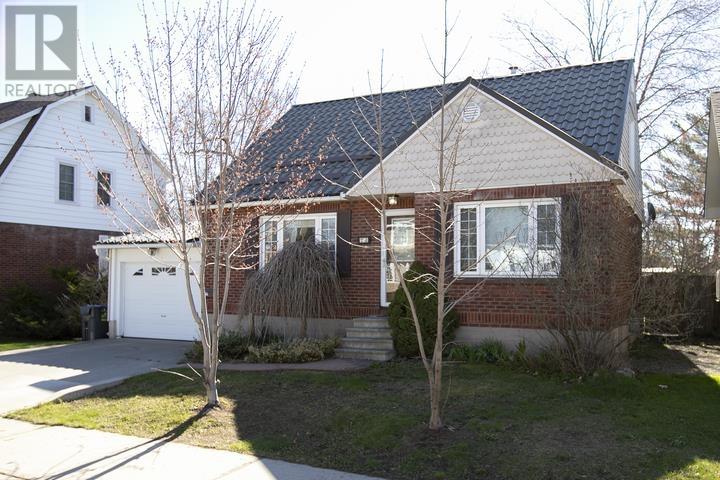 72 Coulson Ave, Sault Ste. Marie, Ontario  P6A 3X5 - Photo 5 - SM261052
