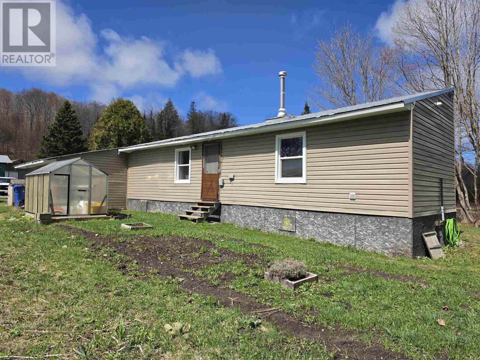 38 Heidi Ct, Aweres Township, Ontario  P6A 5K7 - Photo 3 - SM261094