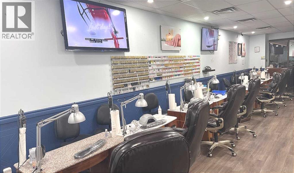 Nails Street Salon  SE, Calgary, Alberta  T2E 7C8 - Photo 3 - A2283804