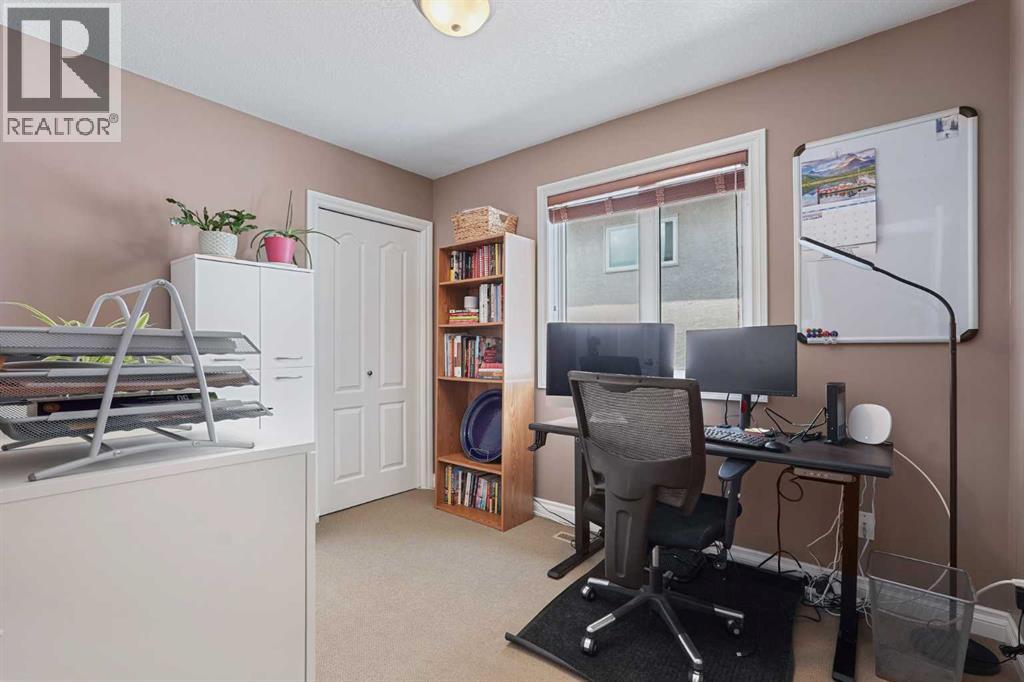 15 Mt Rundle Place W, Lethbridge, Alberta  T1K 7B5 - Photo 14 - A2313382